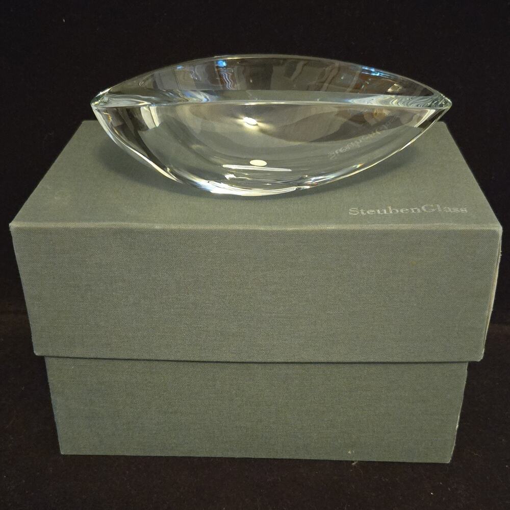 Steuben Glass Ted Muehling Convex Seed Pod Bowl Clear Crystal Signed New In Box